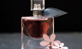 Embarking on a Fragrant Journey: The Enchantment of Oudh Perfume Embarking on a Fragrant Journey: The Enchantment of Oudh Perfume